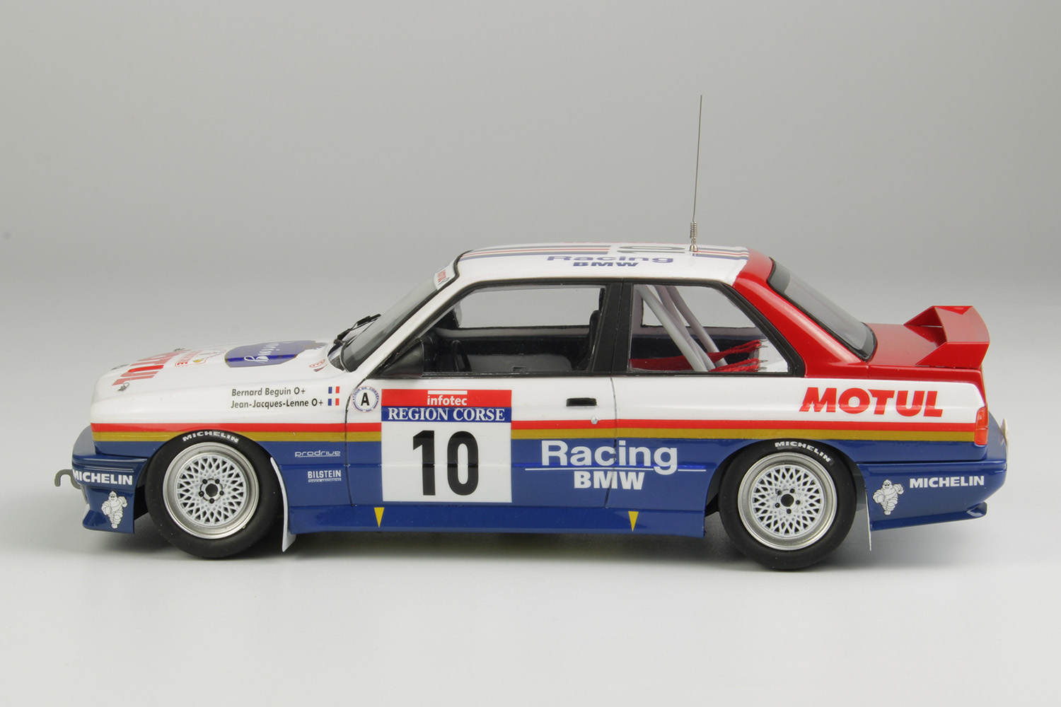 BEEMAX 1/24 BMW M3 E30 1987 ġ롦ɡ륹 ꡼ ʡ - ɥĤ